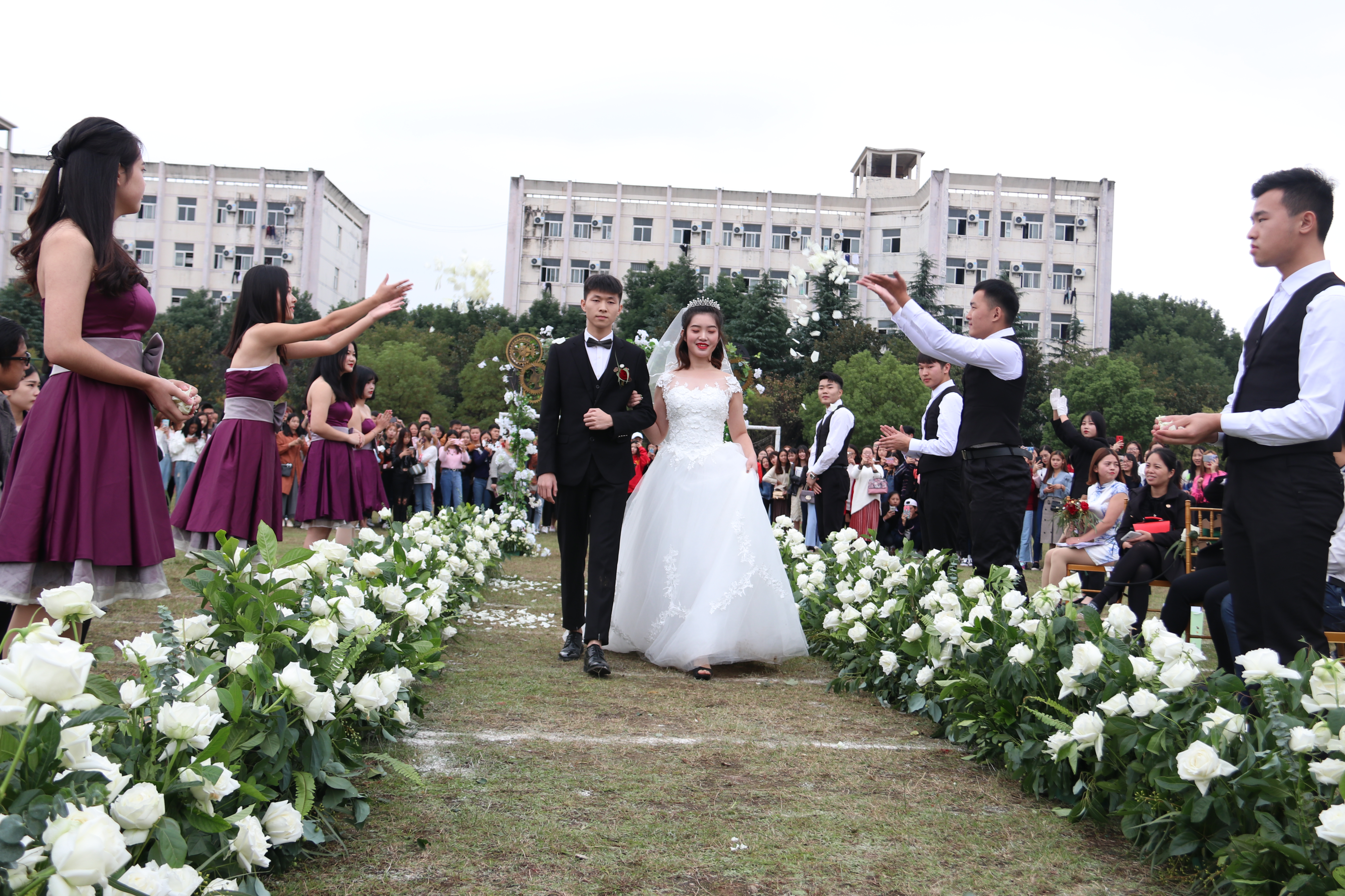 学院校园婚礼秀浪漫专业水平显真功